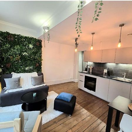 Ferienwohnung Bienvenue Dans La Jungle Dreux Exterior foto